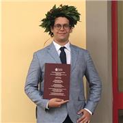 Hi! I am an Italian in London.
At the moment, I also work as Senior Clinical Physiologist for the NHS and I have a BSc in Psychology and a MSc in Clinical Neuroscience.
 I love reading, talking about technology, and playing board games with friends.
Id